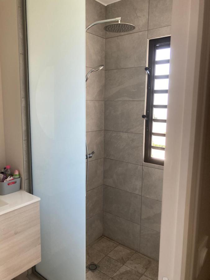 Standing Residence Tevai بابيت المظهر الخارجي الصورة
