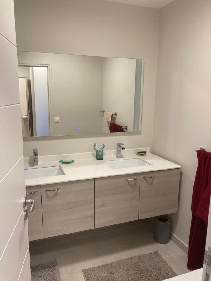 Standing Residence Tevai بابيت المظهر الخارجي الصورة